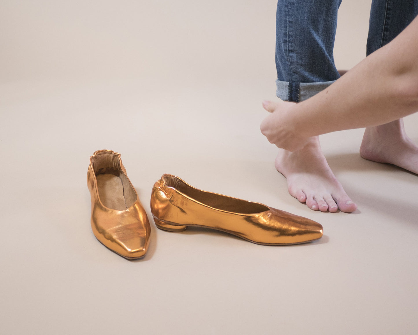 Kiren Flat [Copper Vegan Leather]