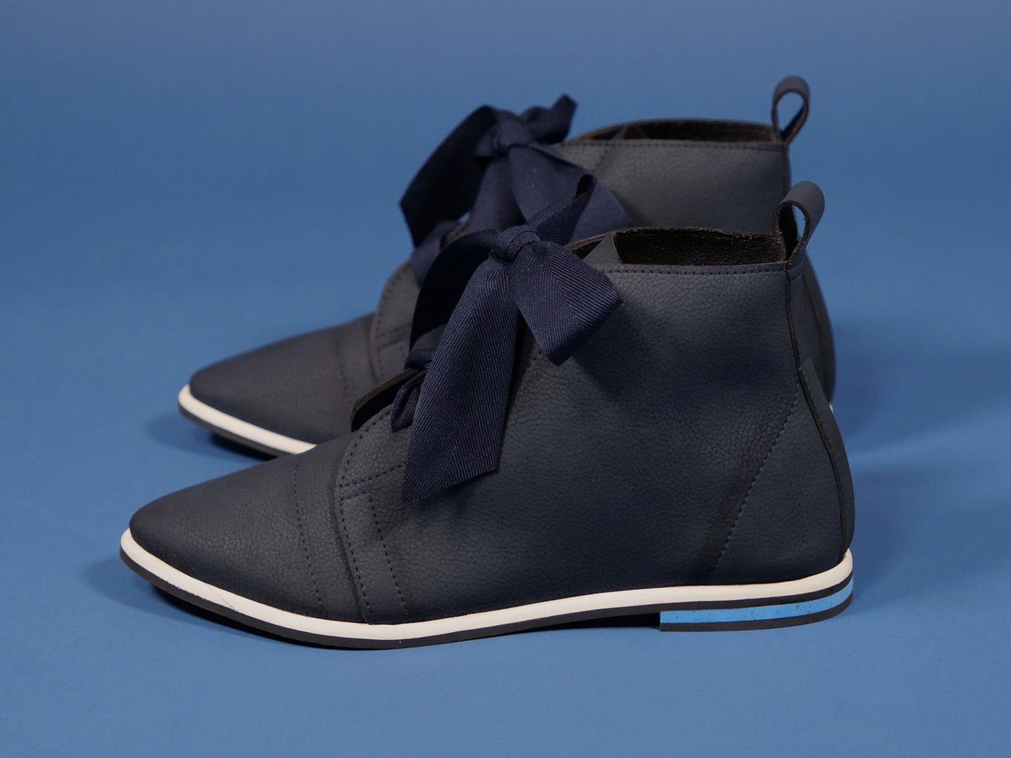 Bloomfield Boot [Navy Microfiber]