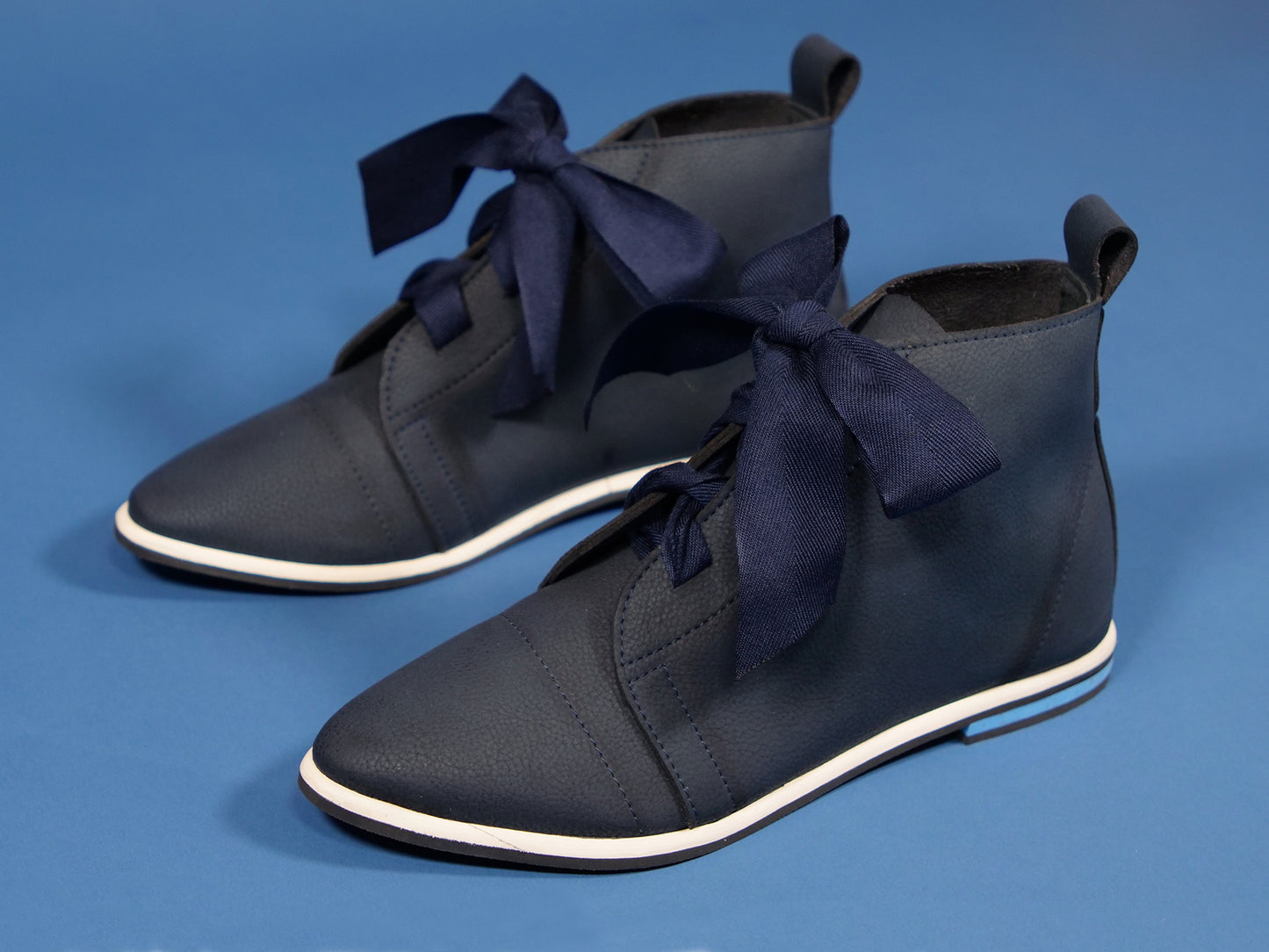 Bloomfield Boot [Navy Microfiber]